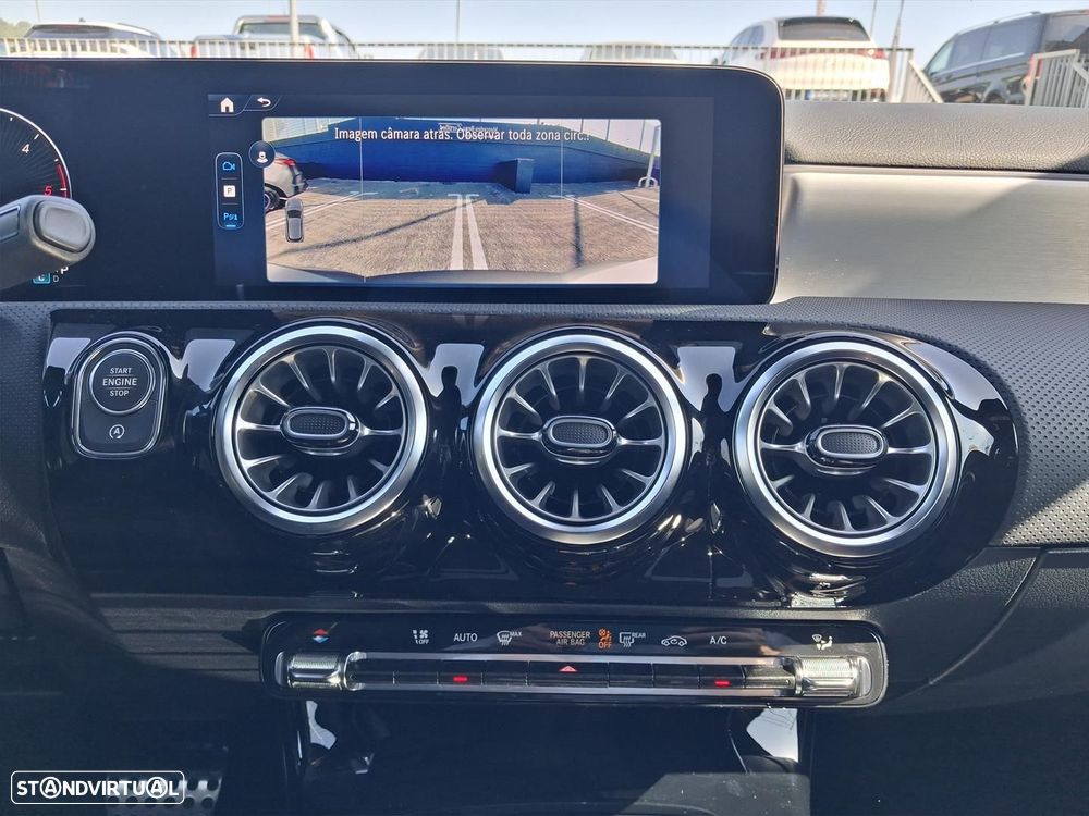 Mercedes-Benz A 180 d 8G-DCT AMG Line - 19