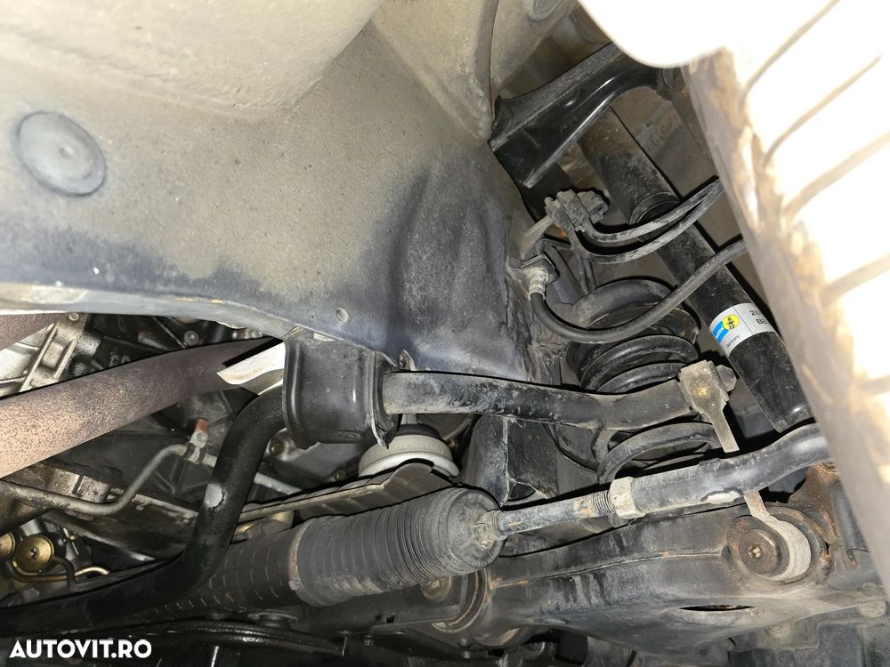 Mercedes-Benz E - 27