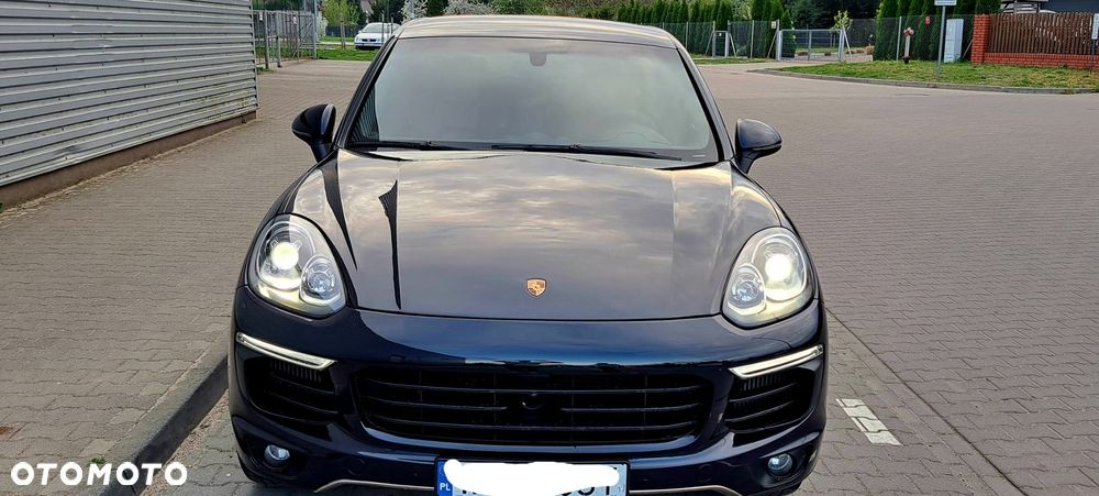 Porsche Cayenne S Diesel Platinum Edition - 4