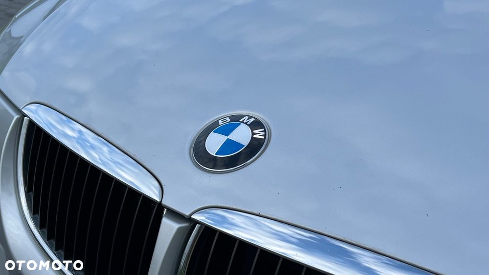 BMW Seria 3 320i - 10