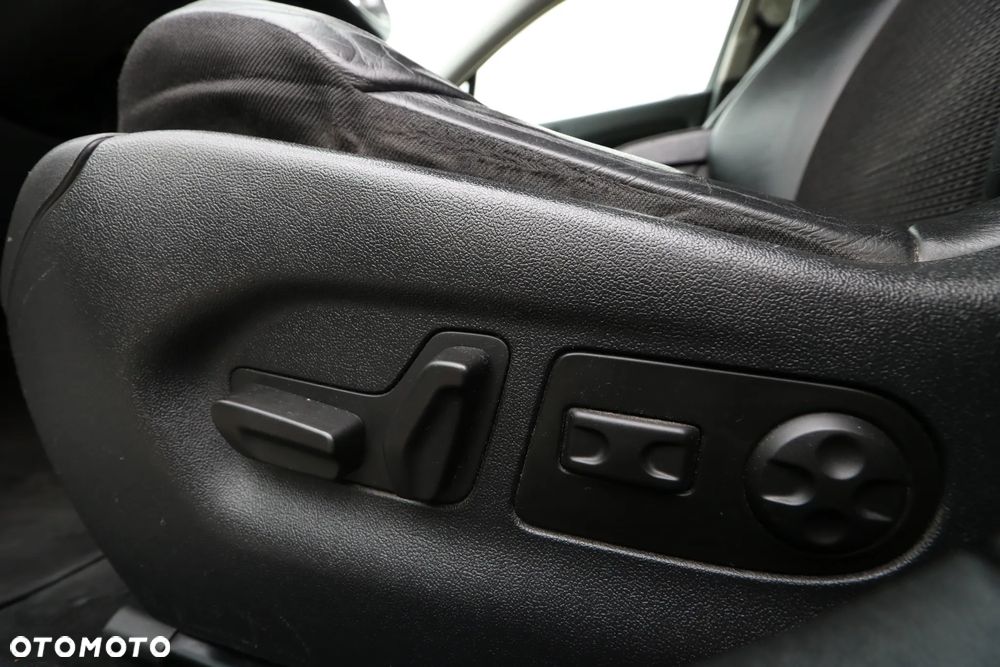 Citroën C5 2.0 HDi Exclusive - 31