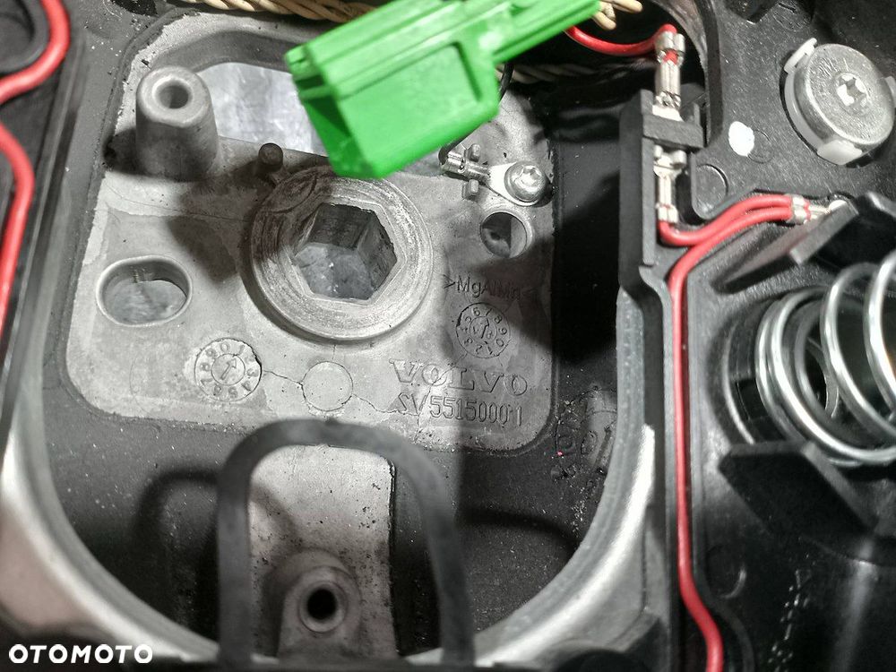 KIEROWNICA Z PODUSZKĄ VOLVO C30 ( 06-12 ) 55150060  55150001 30778758 - 7