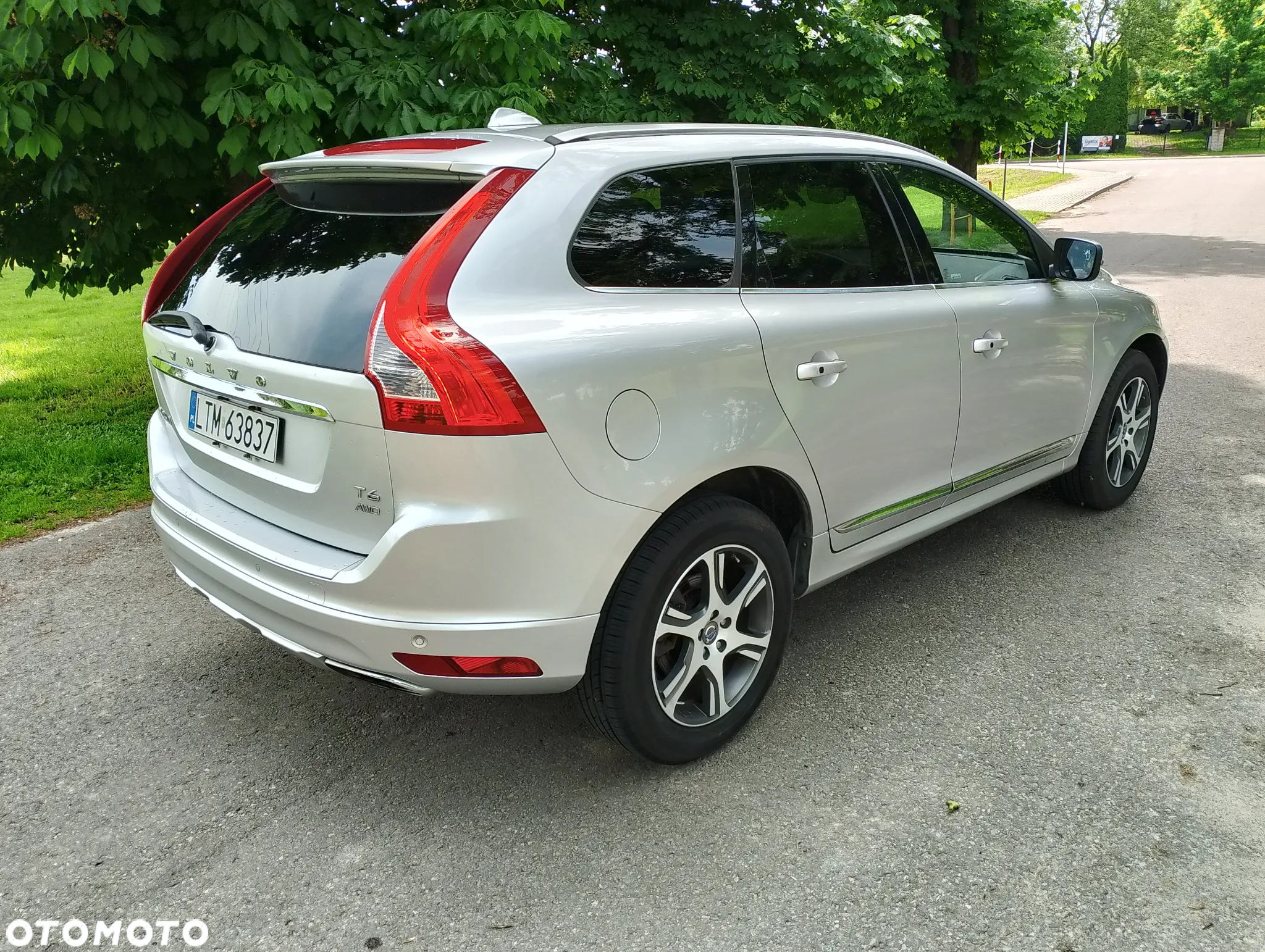 Volvo XC 60 T6 AWD Momentum - 6