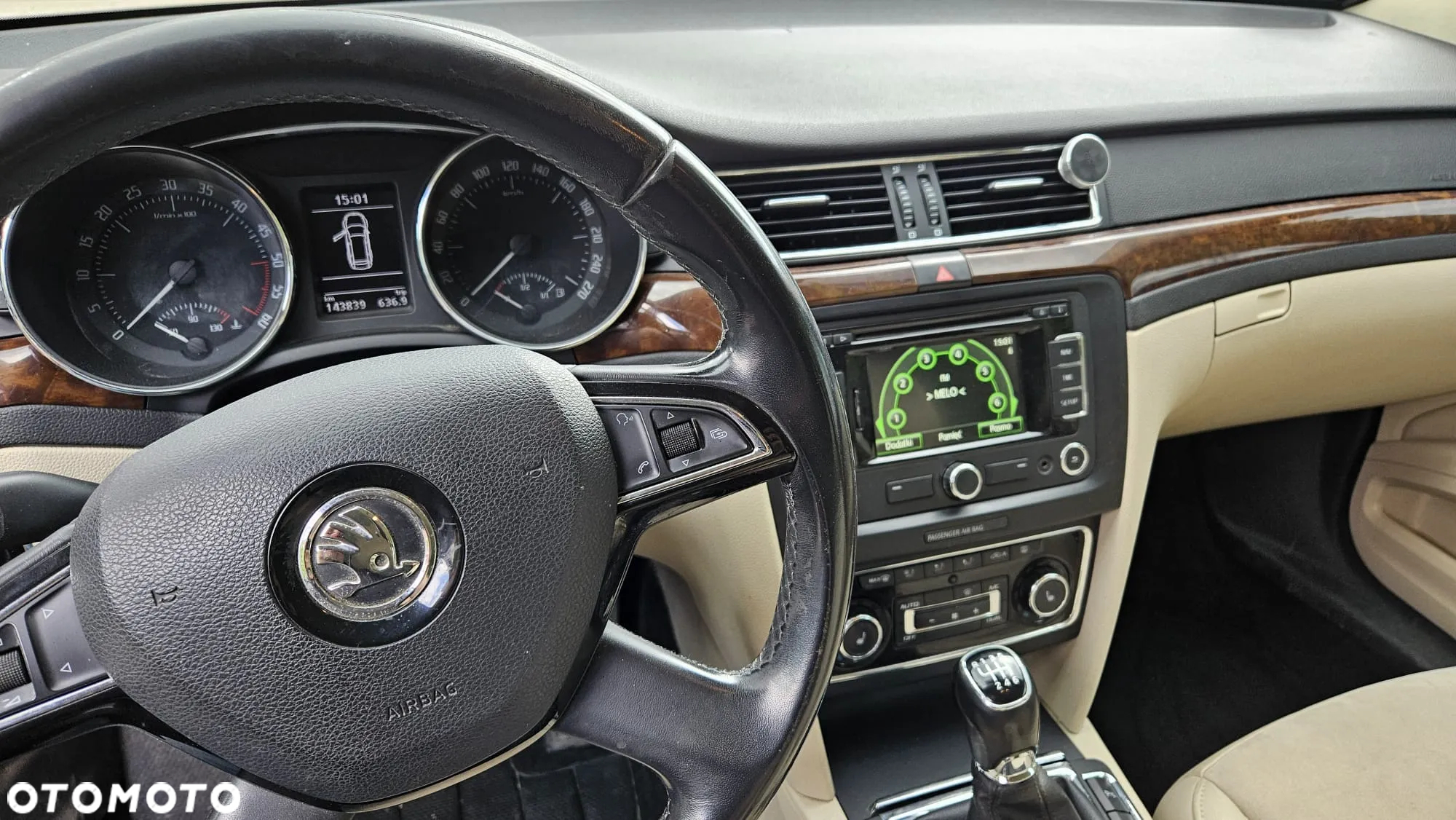 Skoda Superb 2.0 TDI Platinum - 4