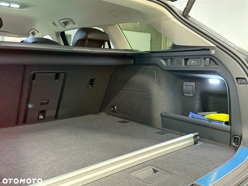 Volkswagen Passat 2.0 TSI Business Plus DSG - 12