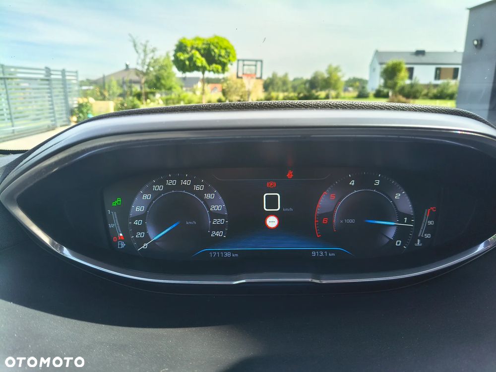Peugeot 3008 2.0 BlueHDi Allure S&S - 14