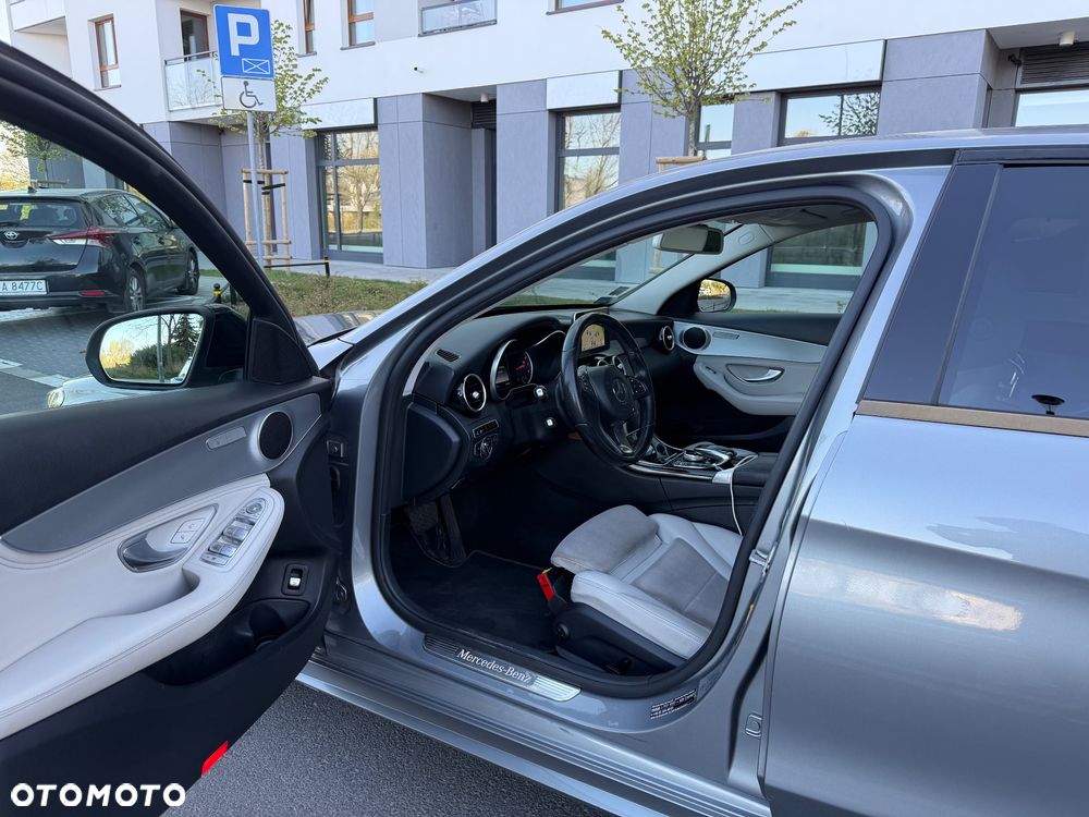 Mercedes-Benz Klasa C 200 7G-TRONIC - 13