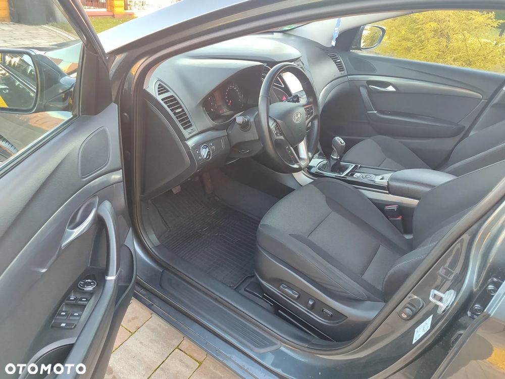 Hyundai i40 1.6 GDI Comfort + - 12