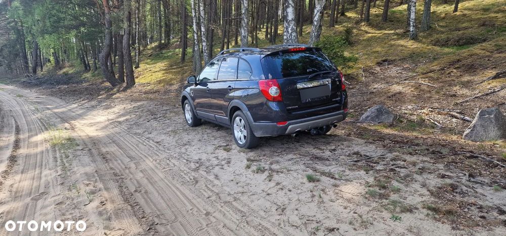 Chevrolet Captiva 2.0 d LT high - 3