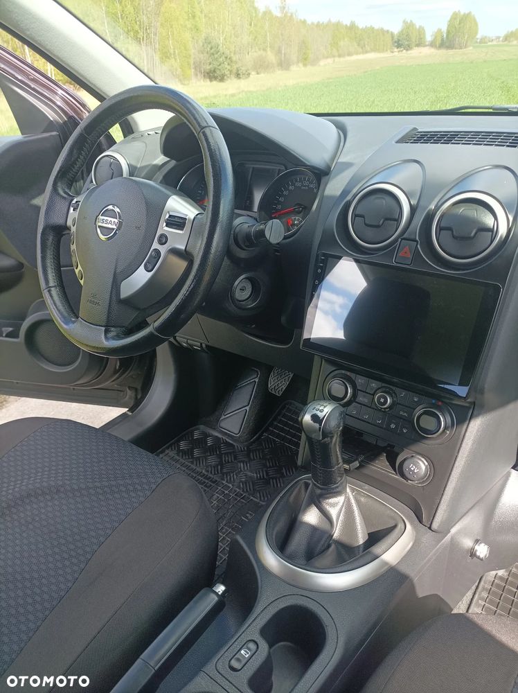 Nissan Qashqai - 10