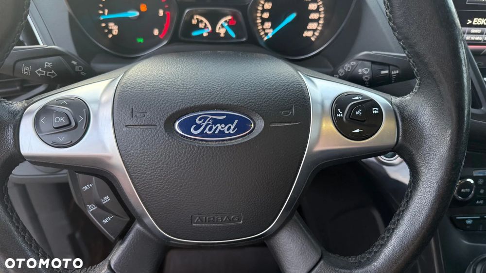 Ford Kuga 2.0 TDCi AWD Titanium - 25