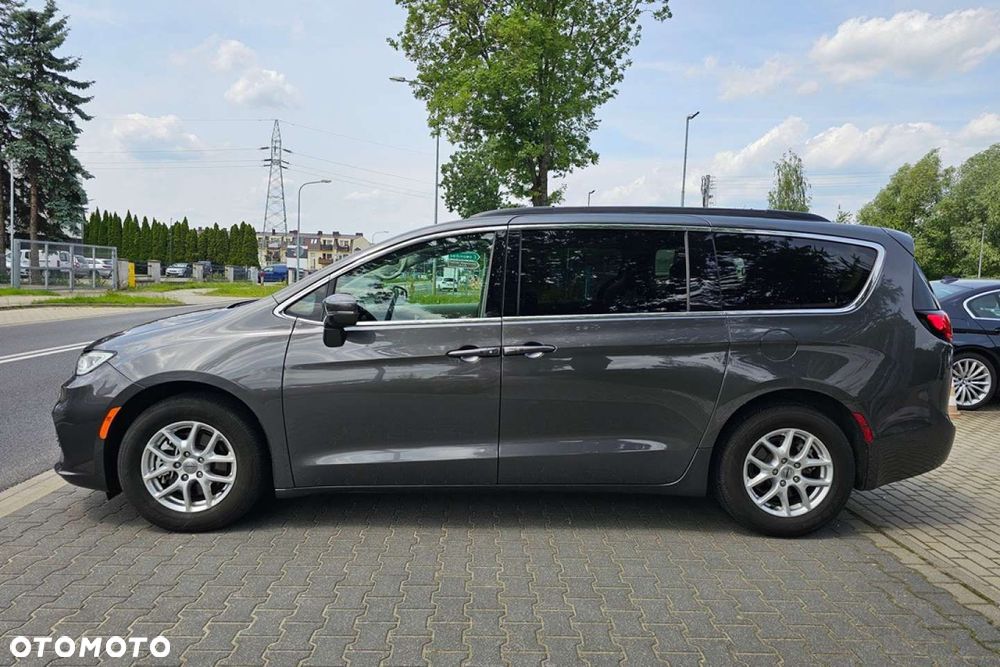 Chrysler Pacifica - 14