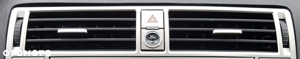 Ford Kuga 2.0 TDCi Titanium S - 27