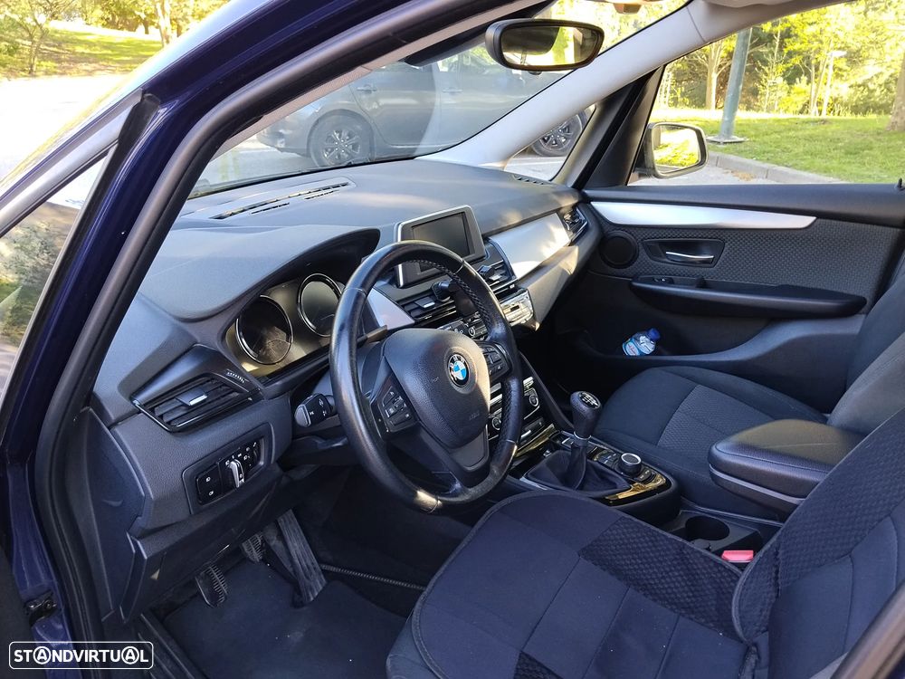 BMW 216 Gran Tourer d Luxury Line - 7