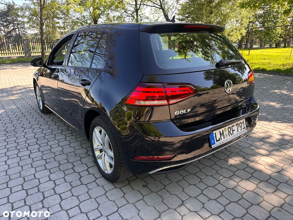 Volkswagen Golf 1.6 TDI SCR DSG Comfortline - 2