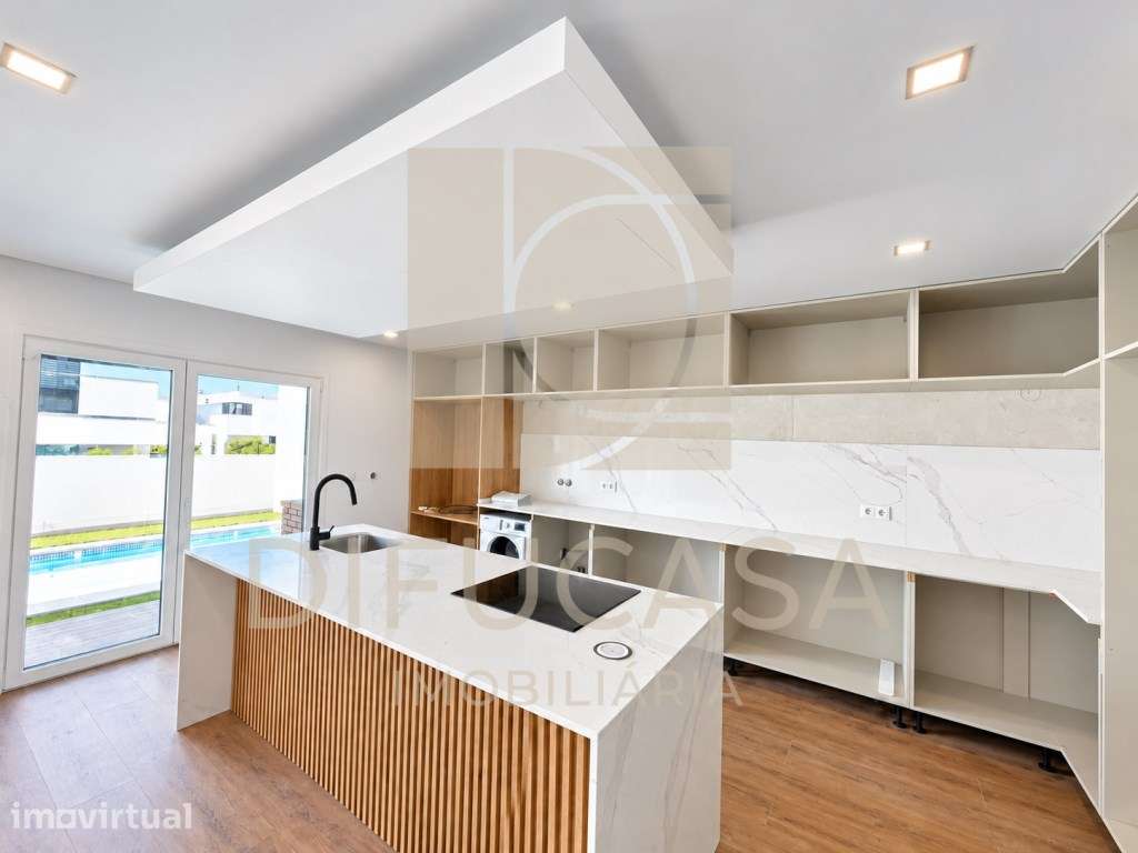 R289 Moradia Isolada Térrea T4 com Piscina - Grande imagem: 5/37