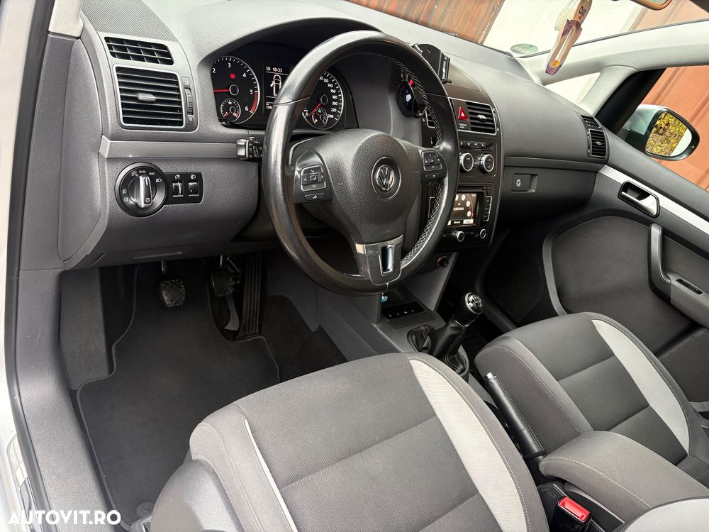 Volkswagen Touran 2.0 TDI DPF Life - 12