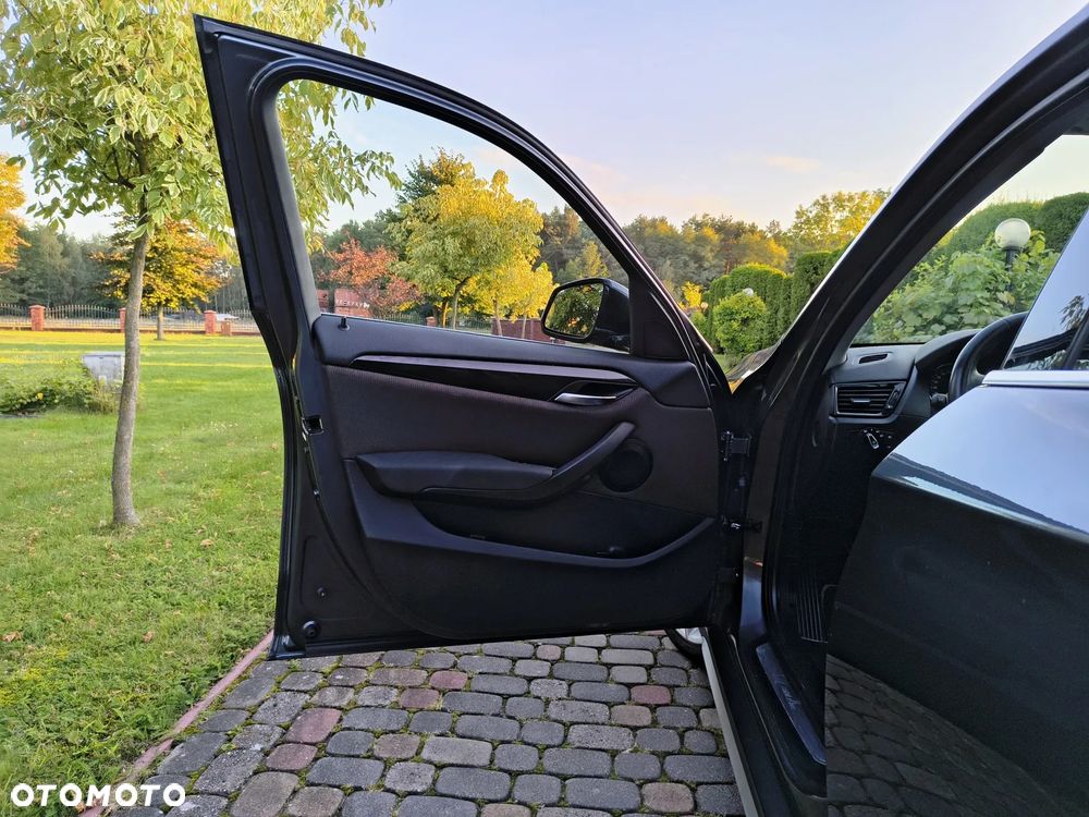 BMW X1 xDrive18d - 9