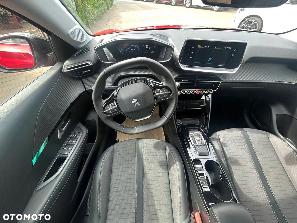 Peugeot 208 Elektromotor 136 Allure+ - 21