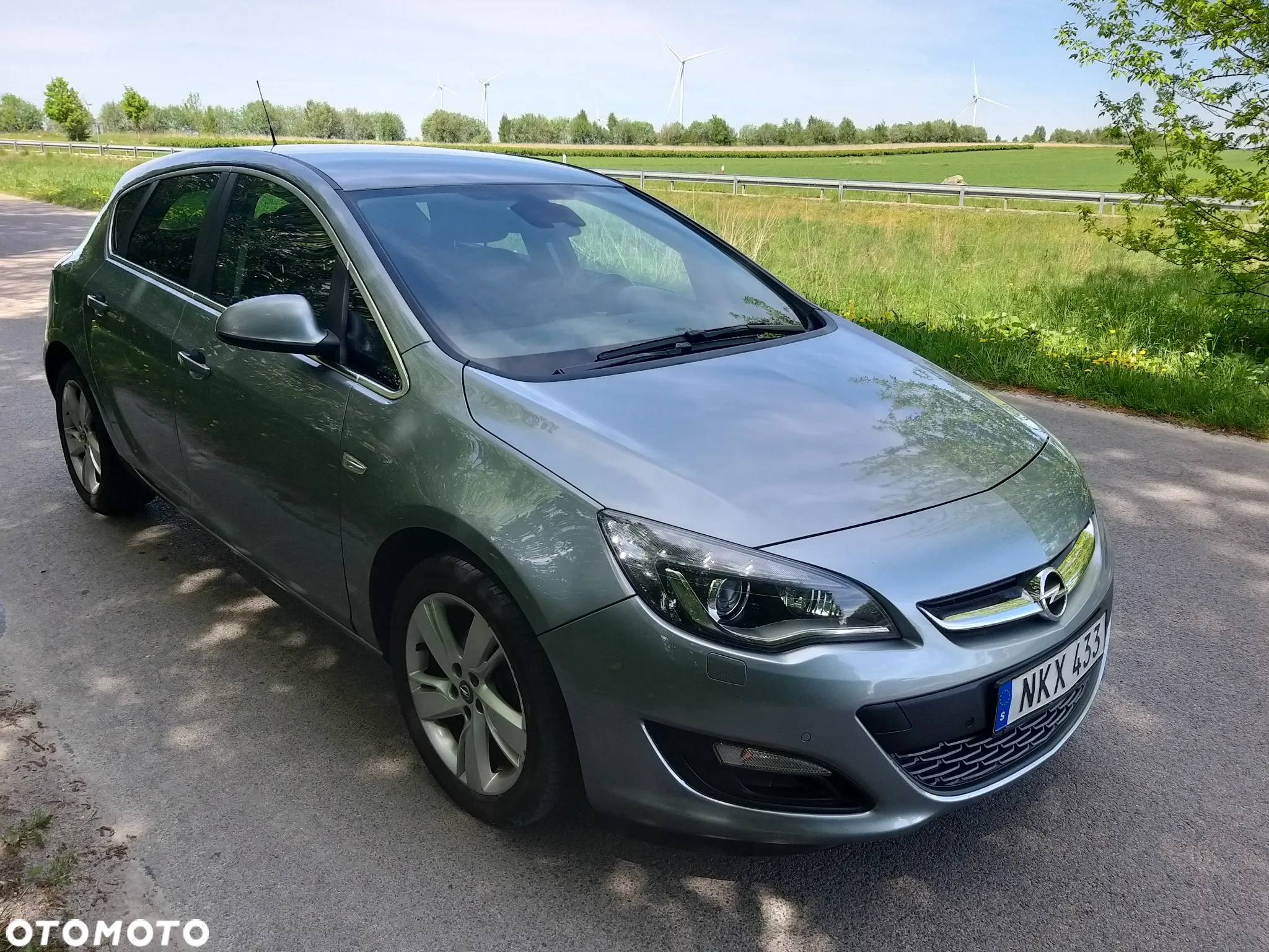 Opel Astra IV 1.4 T Cosmo - 2