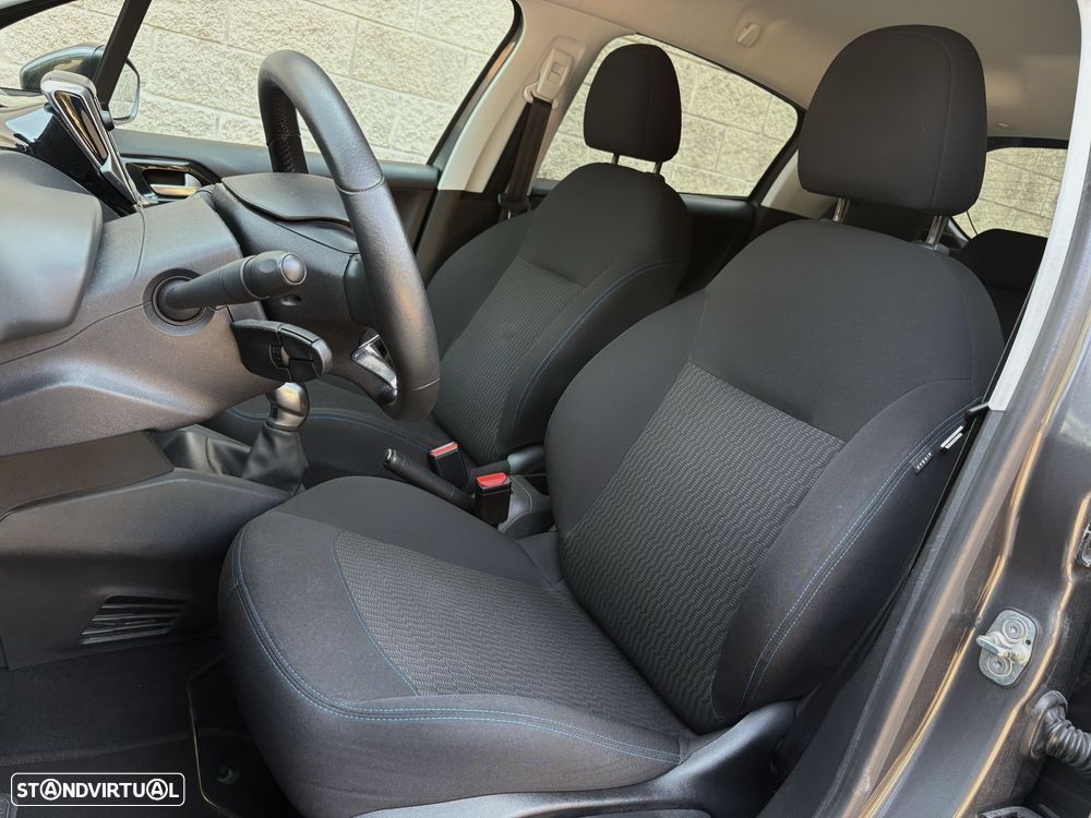 Peugeot 208 1.2 PureTech Signature - 20