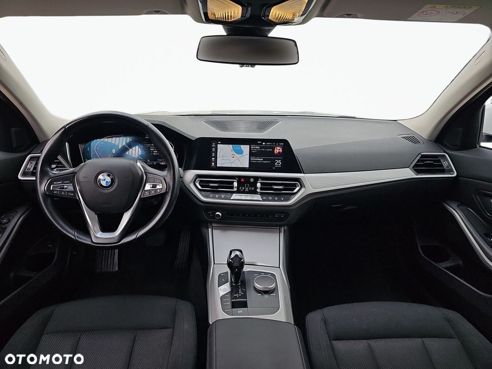BMW Seria 3 318d Advantage - 12
