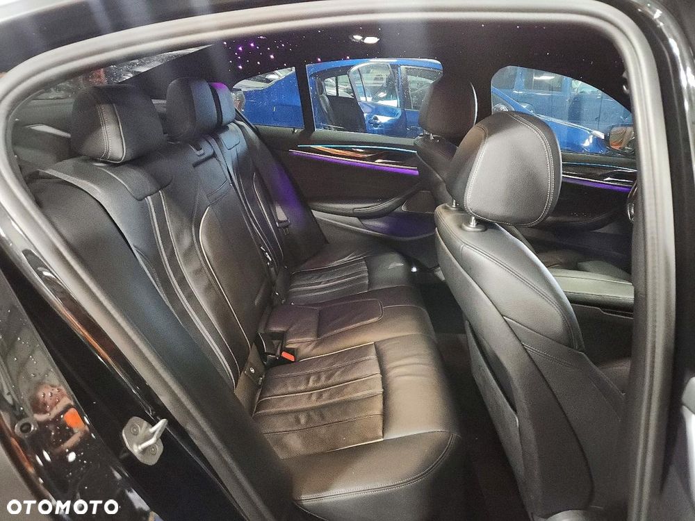 BMW Seria 5 540i xDrive M Sport sport - 9
