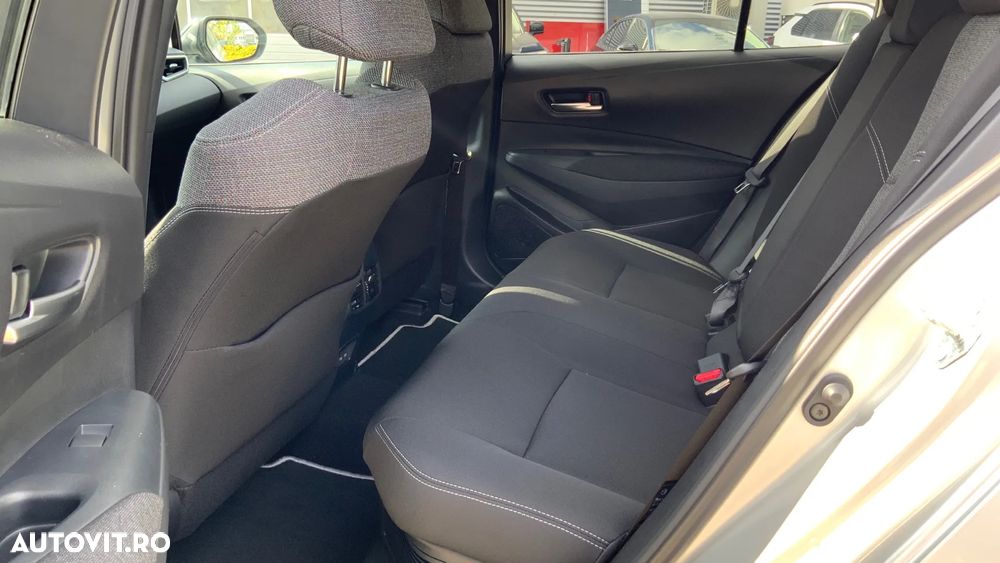 Toyota Corolla 1.8 HSD Dynamic - 27
