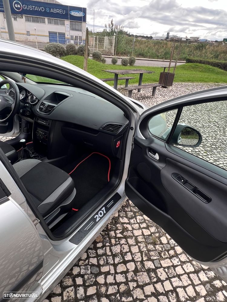 Peugeot 207 1.4 HDi Urban - 7
