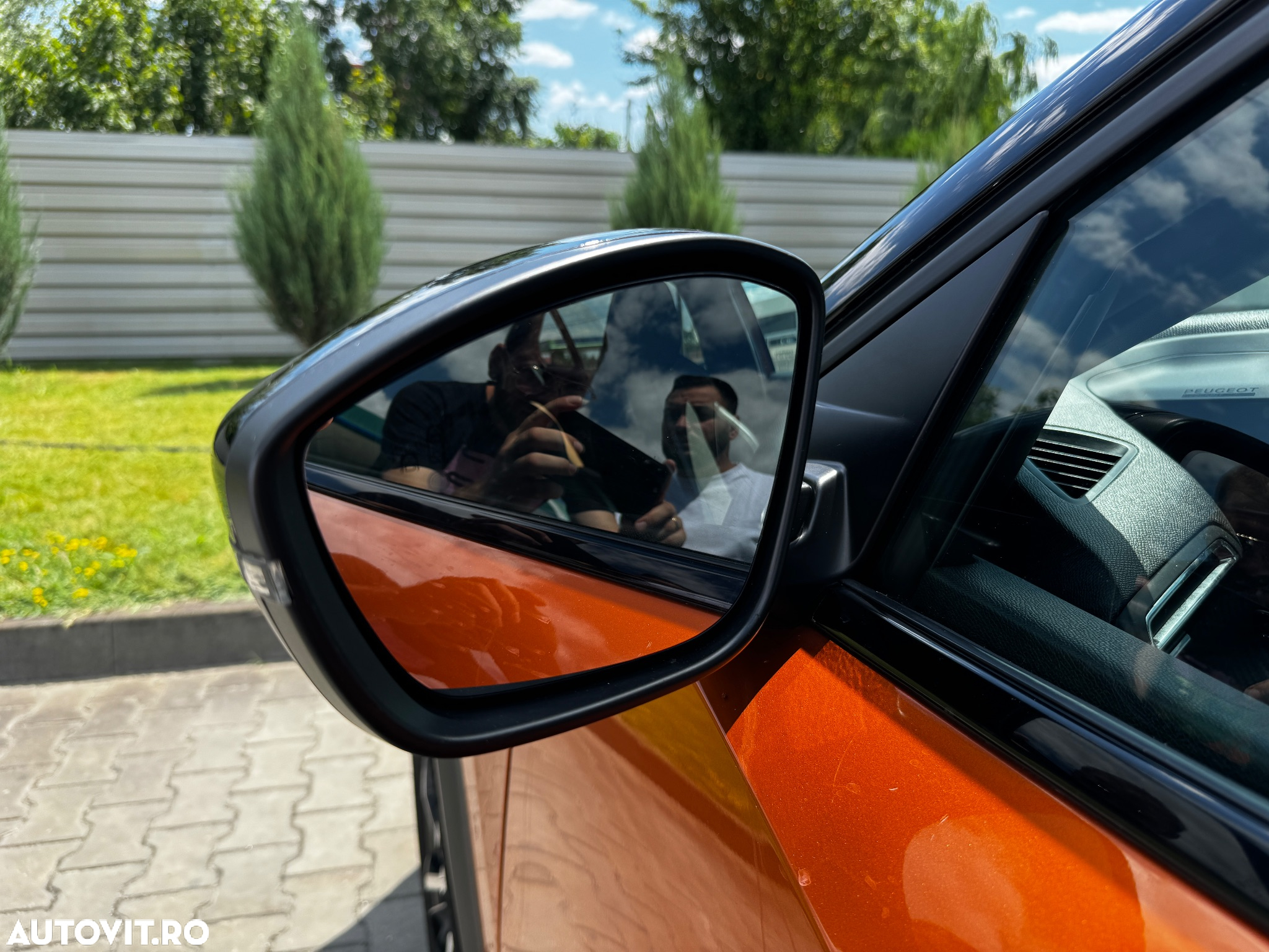 Peugeot 2008 1.2 L PureTech STT GT Line - 12