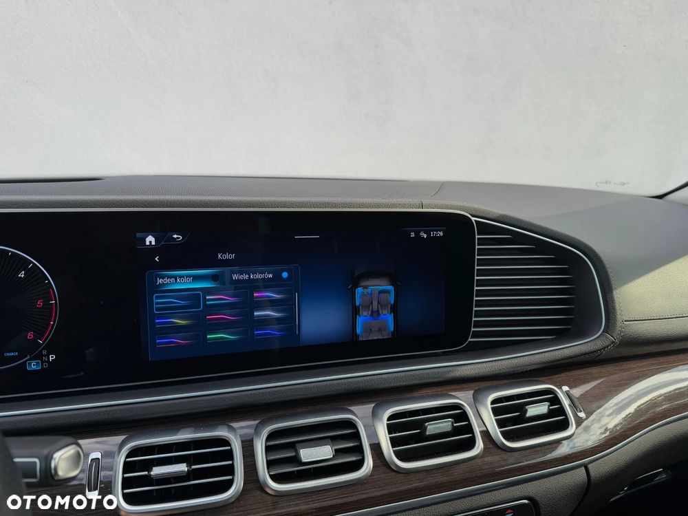 Mercedes-Benz GLS - 20
