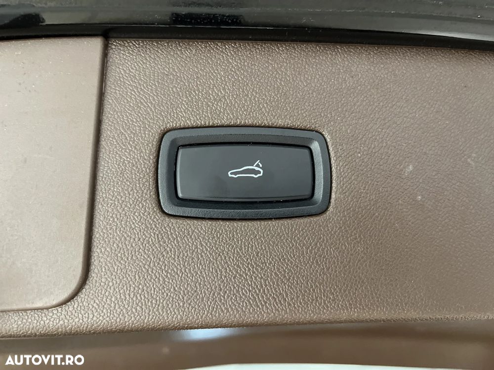 Porsche Cayenne Tiptronic S - 16