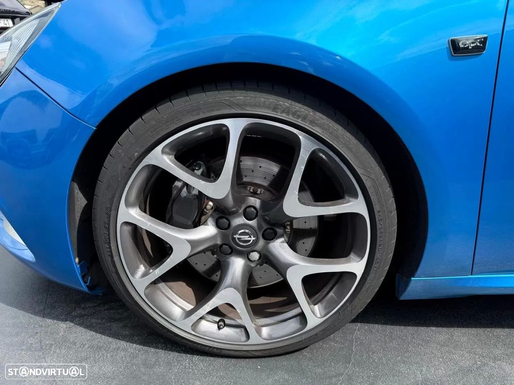 Opel Astra GTC OPC 2.0 T - 9