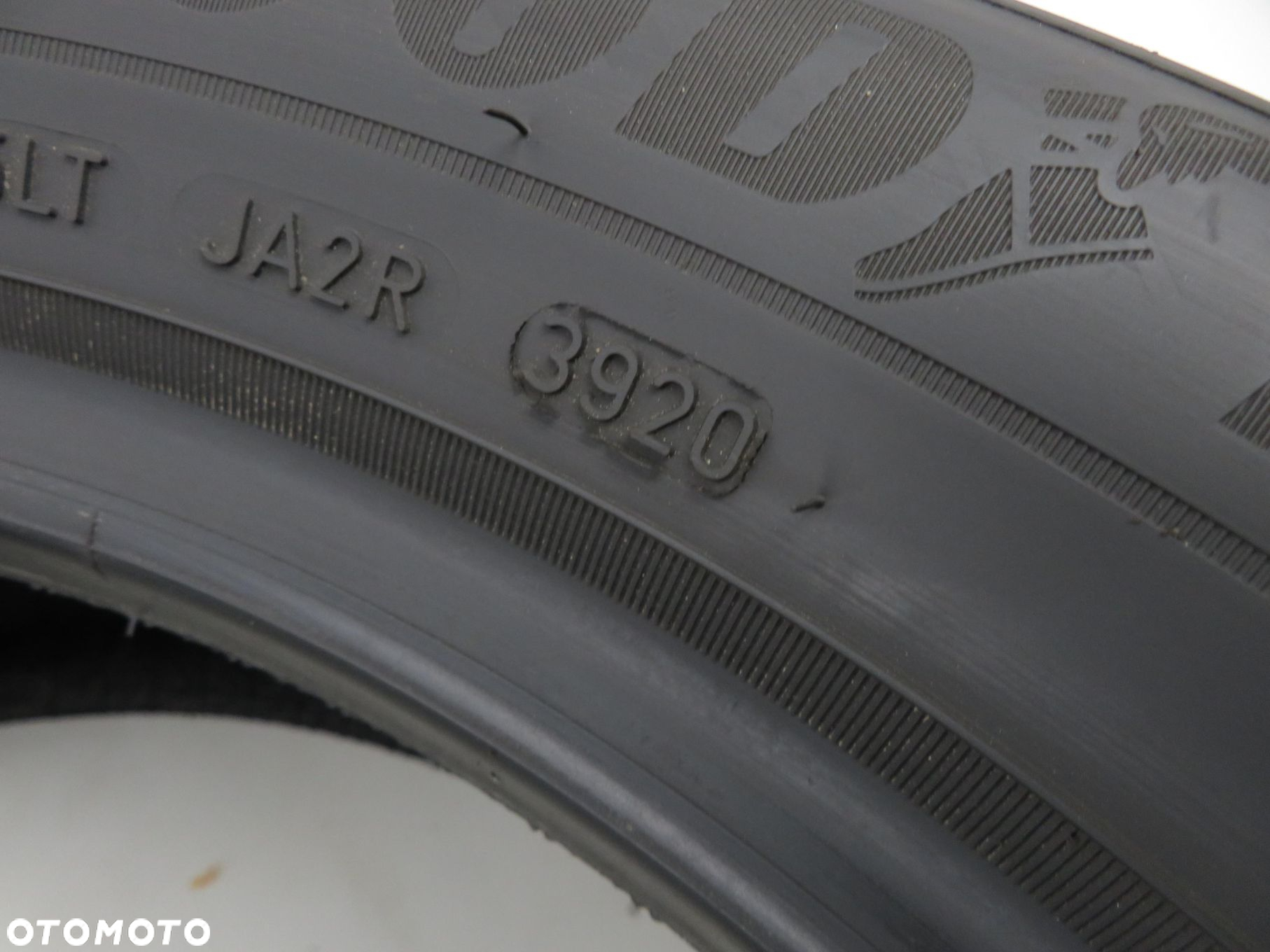 2x 215/50R19 OPONY LETNIE Goodyear EfficientGrip Performance 93T - 6