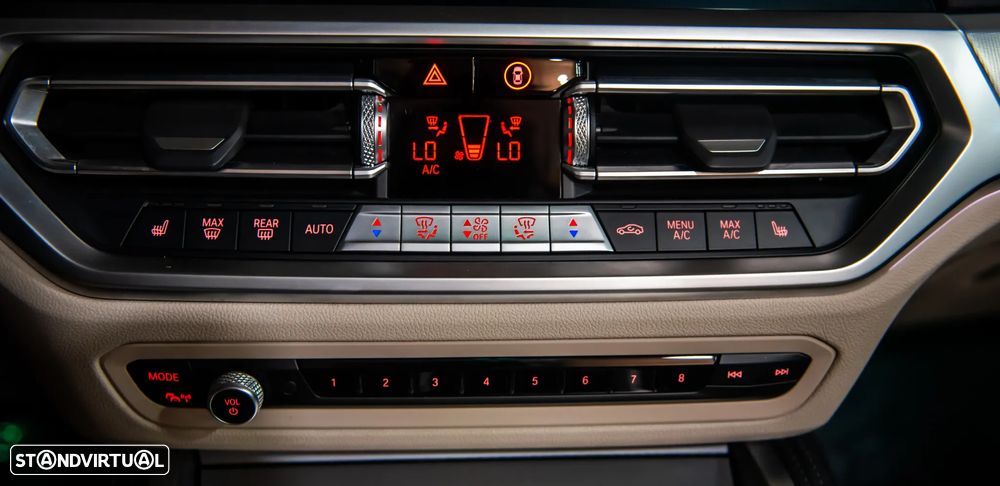 BMW 420 d xDrive Desportiva M Auto - 25