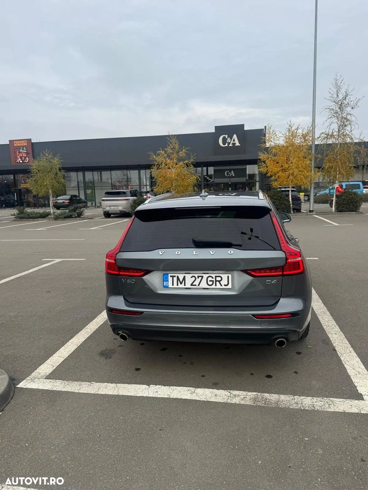 Volvo V60 D4 Momentum - 4