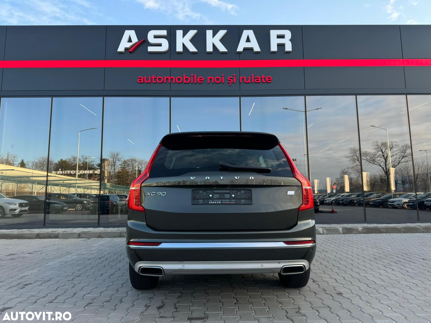 Volvo XC 90 T8 AWD Twin Engine Geartronic Momentum - 6