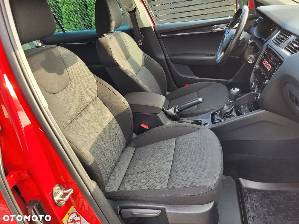 Skoda Octavia 2.0 TDI SCR 4x4 Style DSG - 37