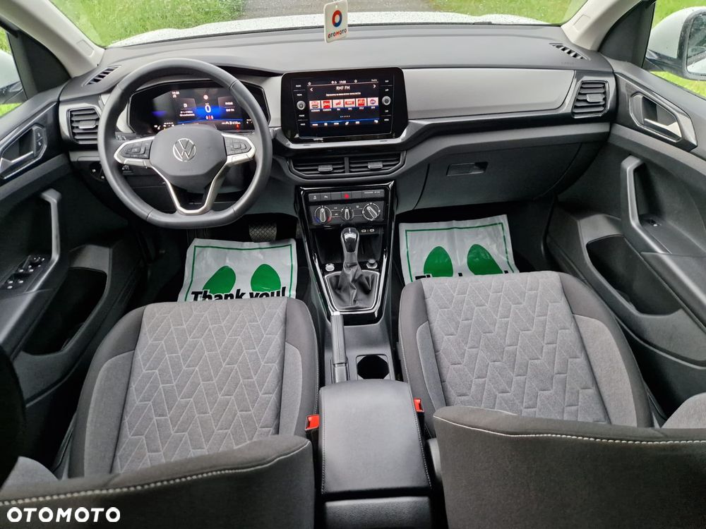 Volkswagen T-Cross - 14