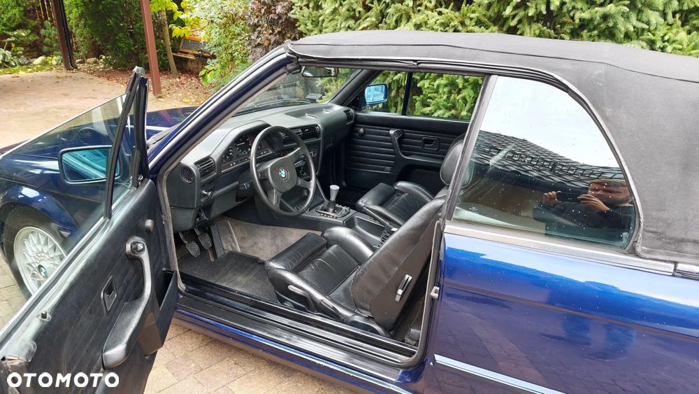 BMW Seria 3 318i - 11