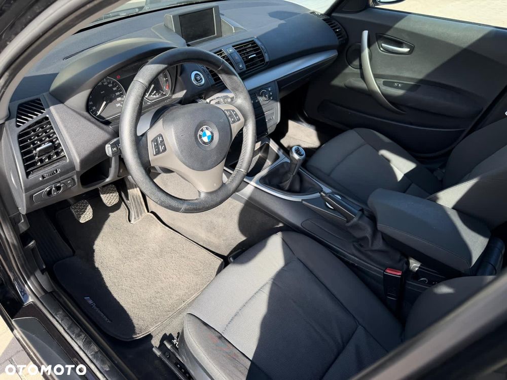 BMW Seria 1 - 2