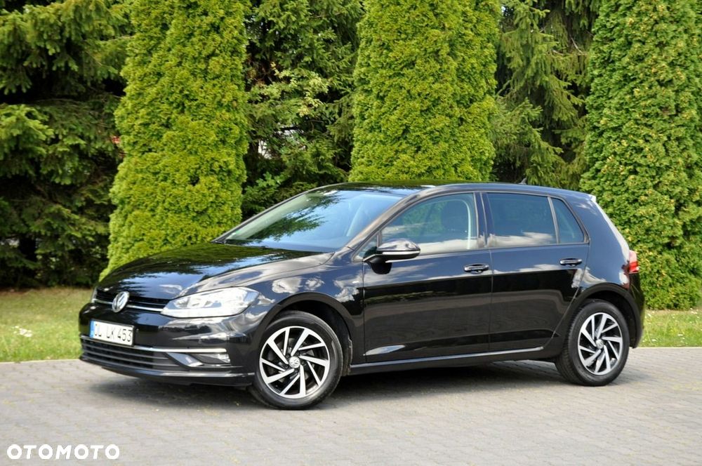 Volkswagen Golf - 11