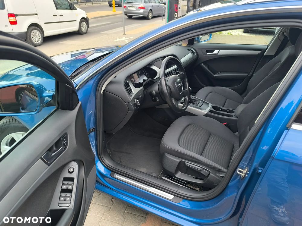 Audi A4 Avant 2.0 TDI DPF Ambition - 7