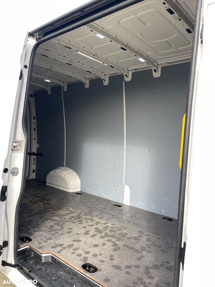 Volkswagen CRAFTER  2.0TDI  L4H2 - 17