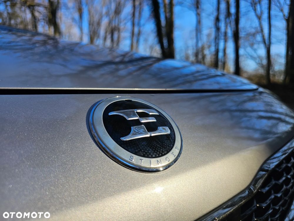 Kia Stinger 2.0 T-GDI XL - 33