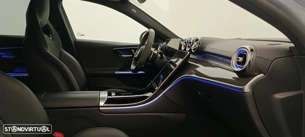 Mercedes-Benz C 63 AMG S E Performance 4Matic - 27