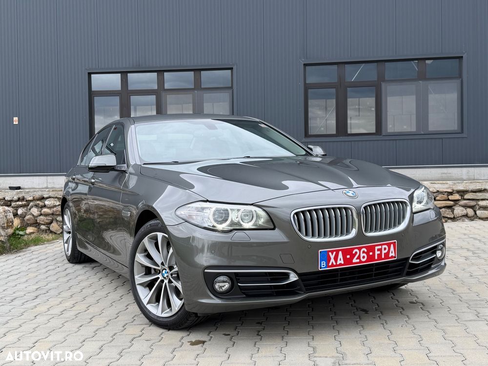 BMW Seria 5 520d xDrive Aut. Modern Line - 40