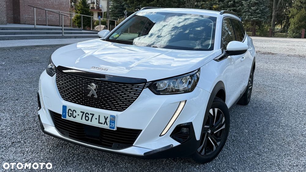 Peugeot 2008 1.5 BlueHDi Allure S&S EAT8 - 32