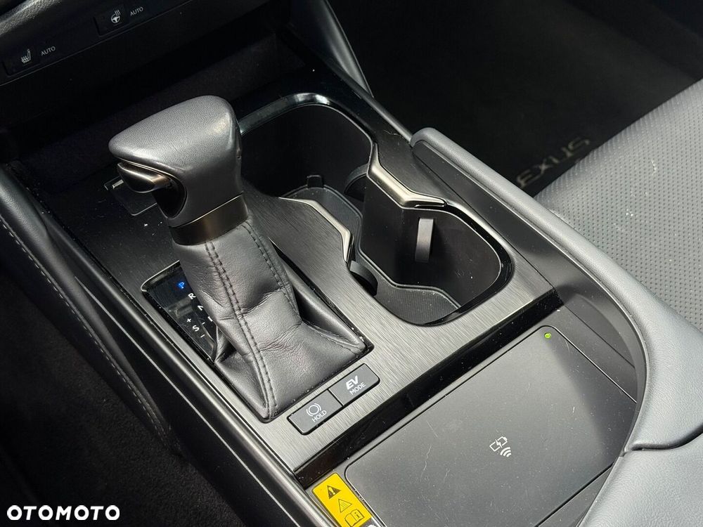 Lexus ES - 19