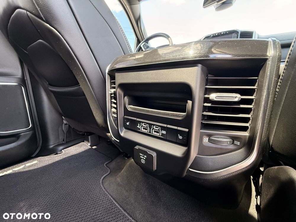 Dodge RAM 5.7 4x4 - 12